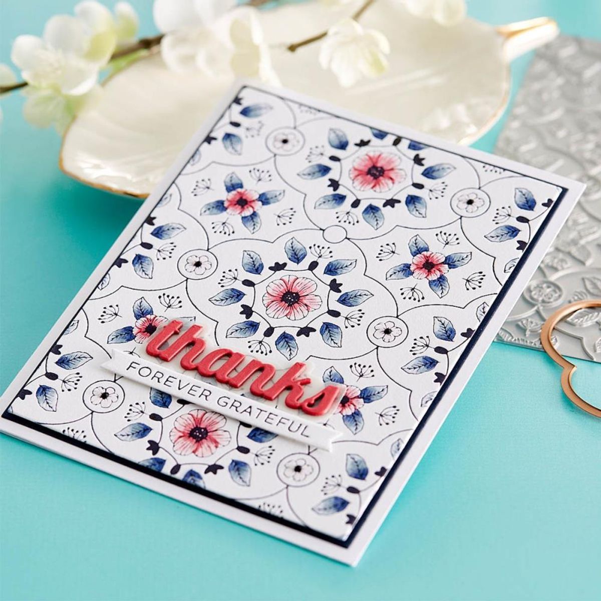 Spellbinders Floral View Press Plate & Die Set