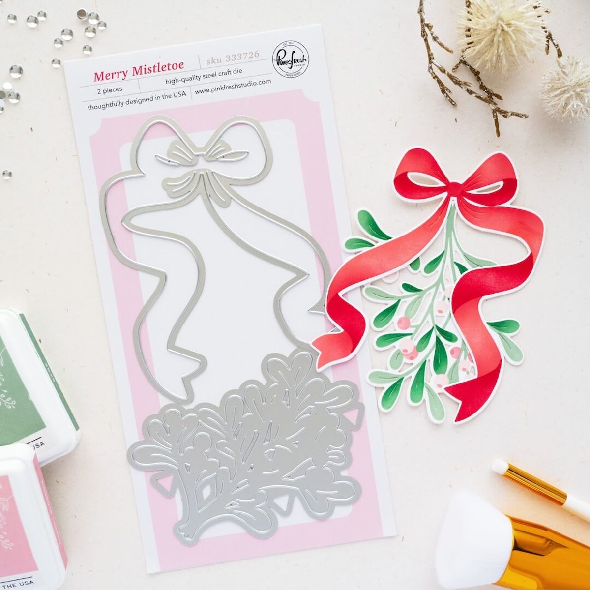 Merry Mistletoe Dies