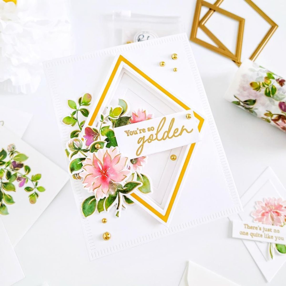 Pinkfresh Studio Dahlia stencils 